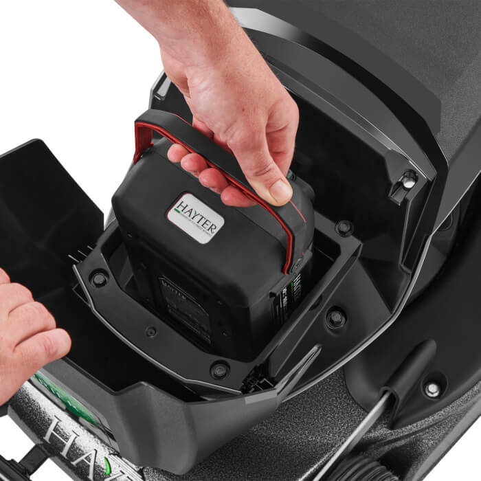 Hayter Harrier 41 PRO Cordless Lawn Mower 60V - Image 2